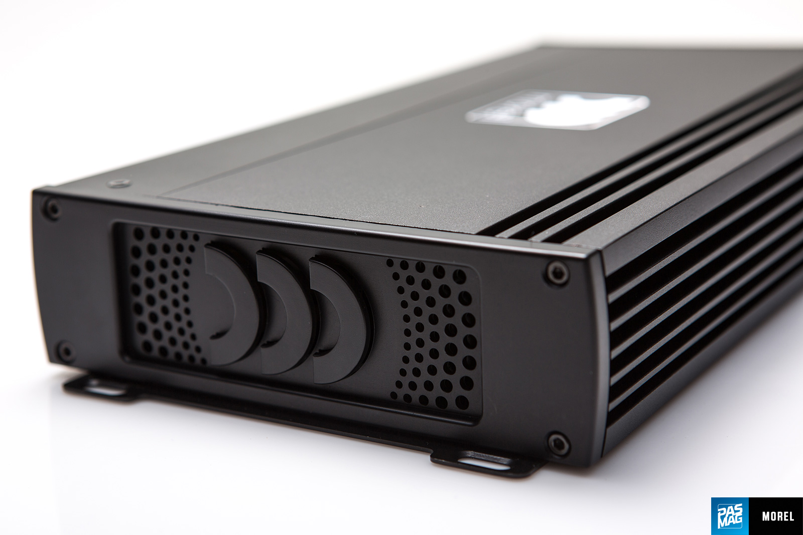 PASMAG PERFORMANCE AUTO AND SOUND Morel MPS 4.400 Amplifier Review