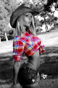 Model of the Week: Laura Moro