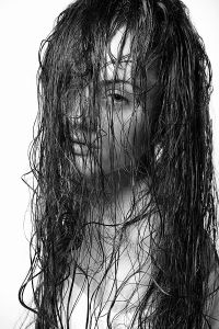 Model of the Week: Sarah Carter