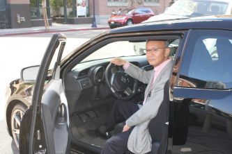 2011_Scion_tC_Door_Open