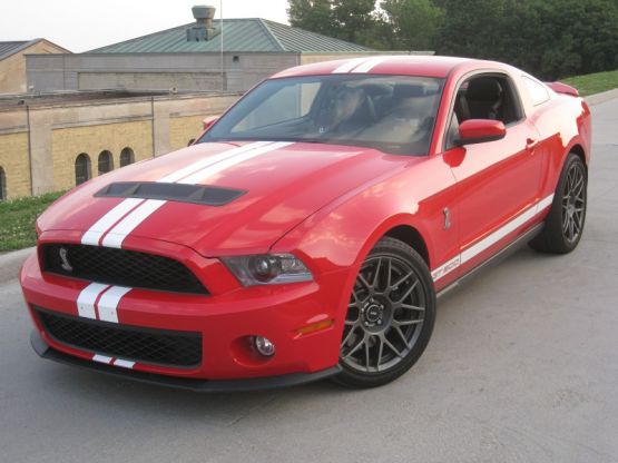 Ford_Shelby_GT500_Front