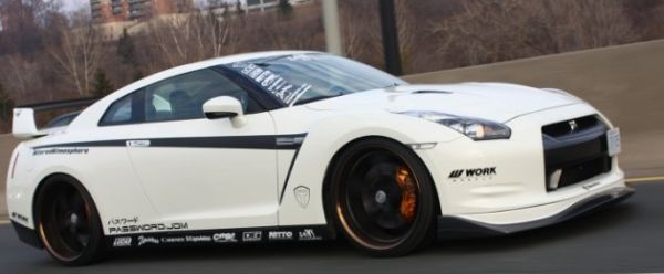 “I previously had an Infiniti G35 project that I completed building a while ago and was beginning to get bored with modifying it,” admits Tran. “I heard about the GT-R being released to the North American market and instantly decided that I needed to have one. The very next day I went into my local Nissan dealership and laid down my deposit. I had to wait about a year before Nissan gave me a call to come and pick up my new GT-R but it was worth every second.”