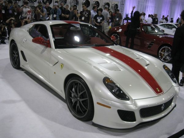 Giovanna Wheels brought out some serious hardware including this custom painted 599!