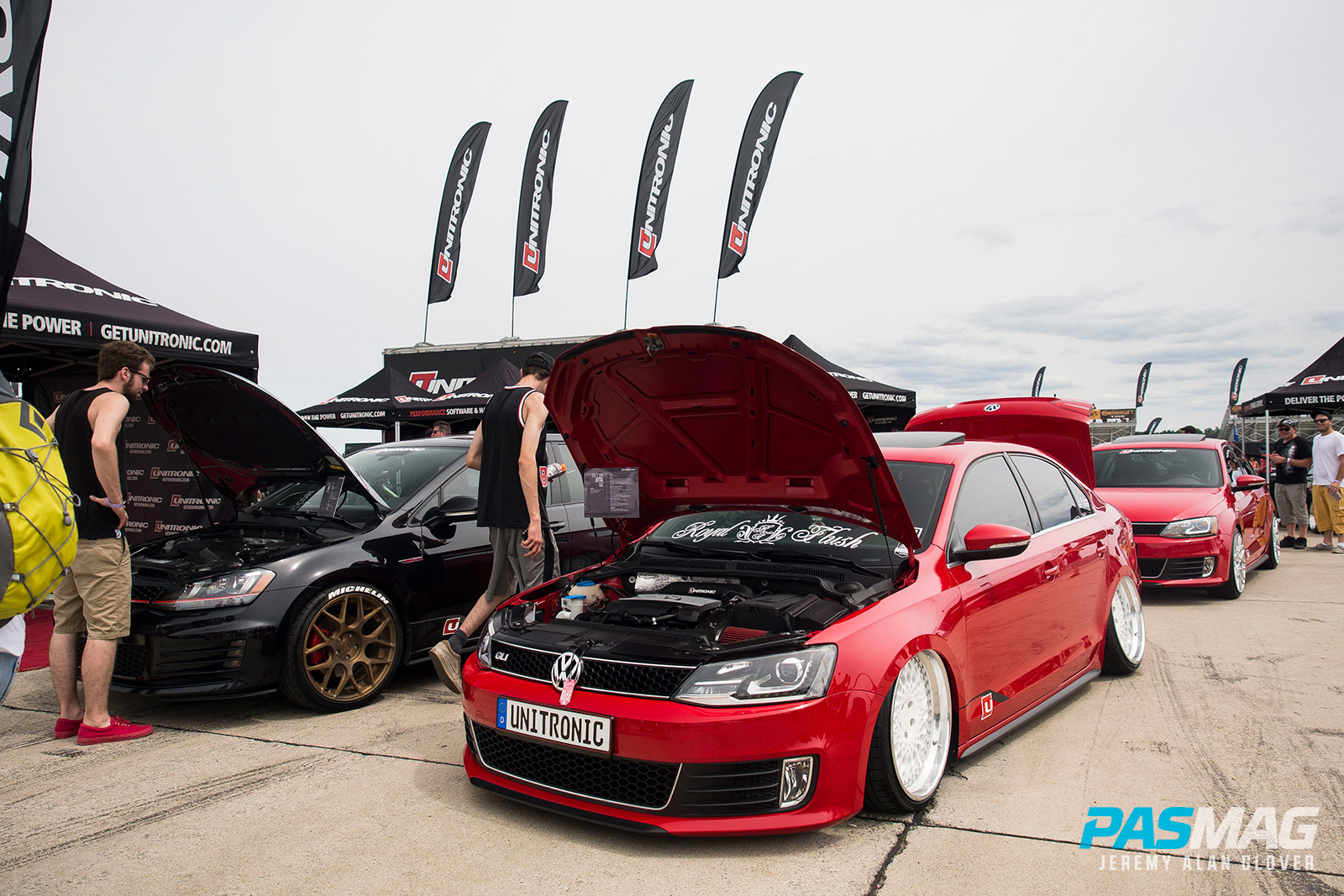 Stance Est Mort PASMAG Hot Topic 3