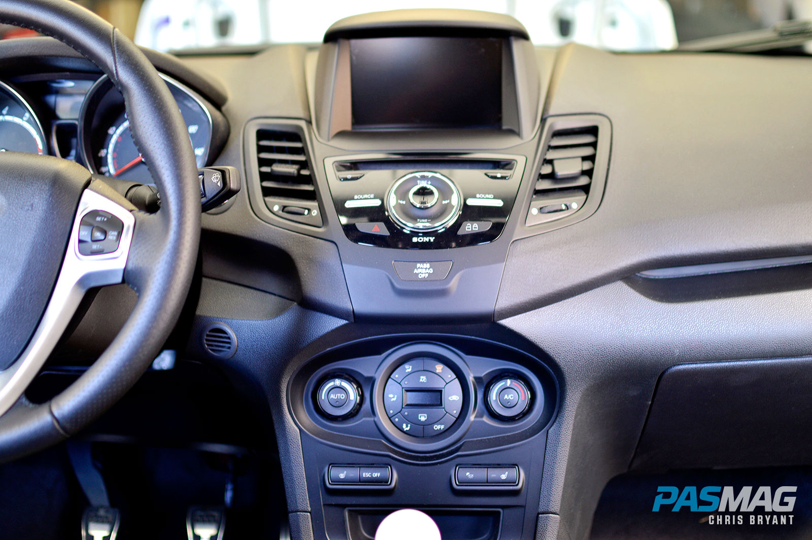 Mike Ma M2 Motoring 2014 Ford Fiesta ST PASMAG