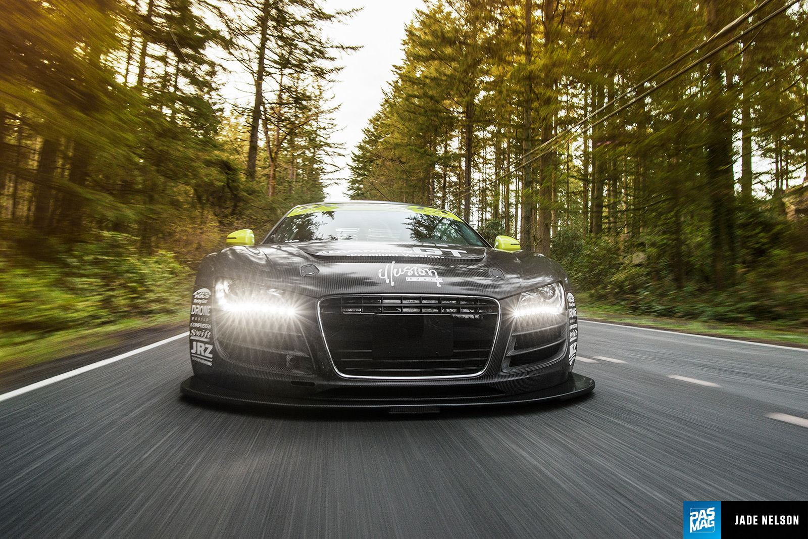 PASMAG 143 Umbrella Auto Design Audi R8 14