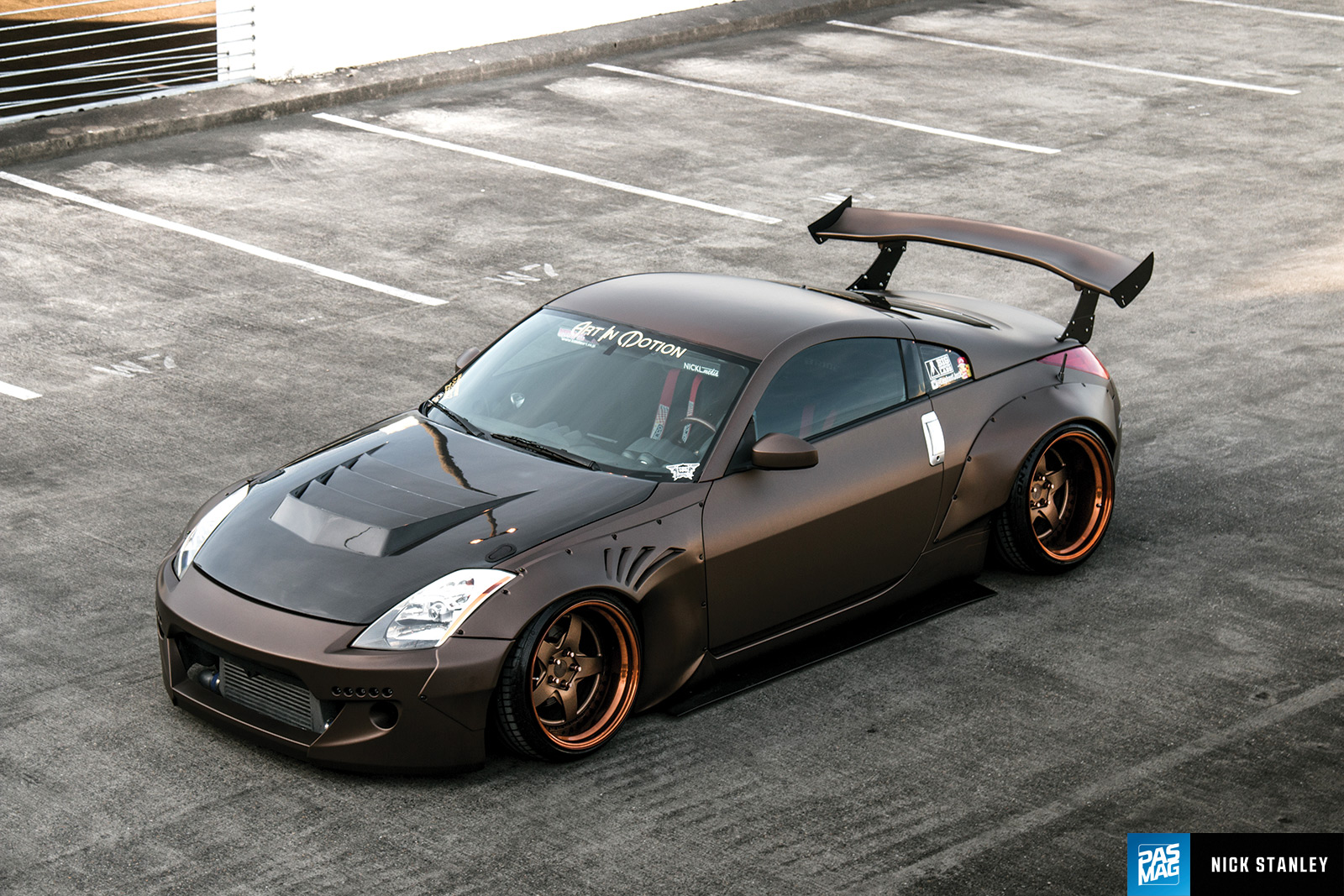 Спортивный Ниссан 350z