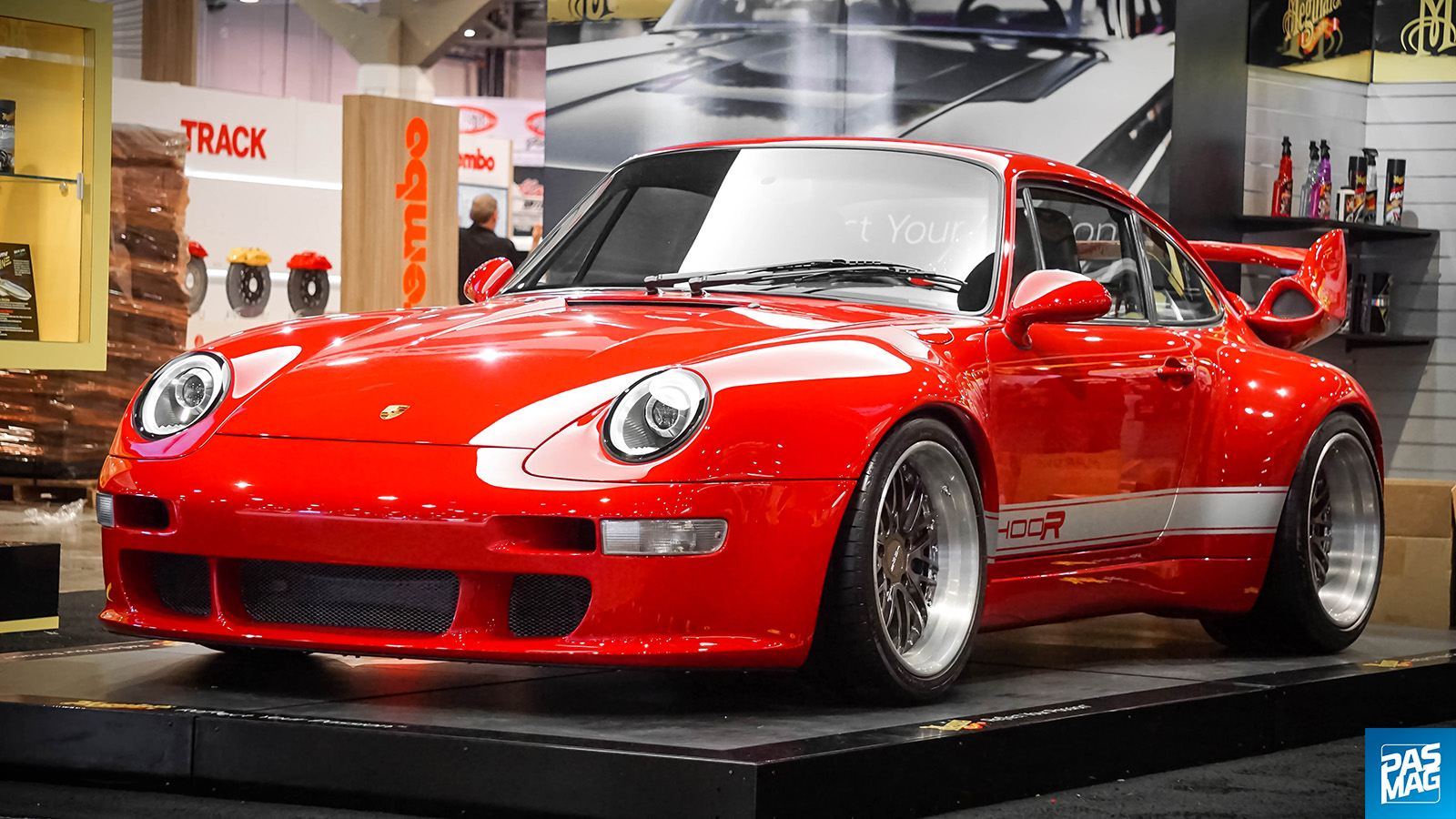 01 SEMA Gunther Werks 400R PASMAG