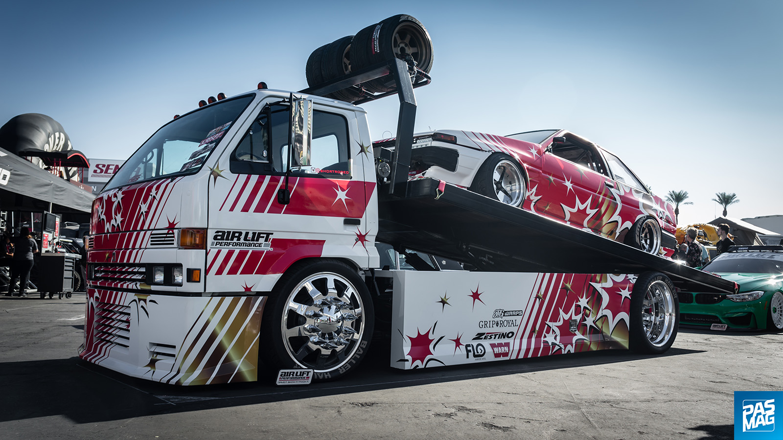 02 SEMA 2017 Silver Lot