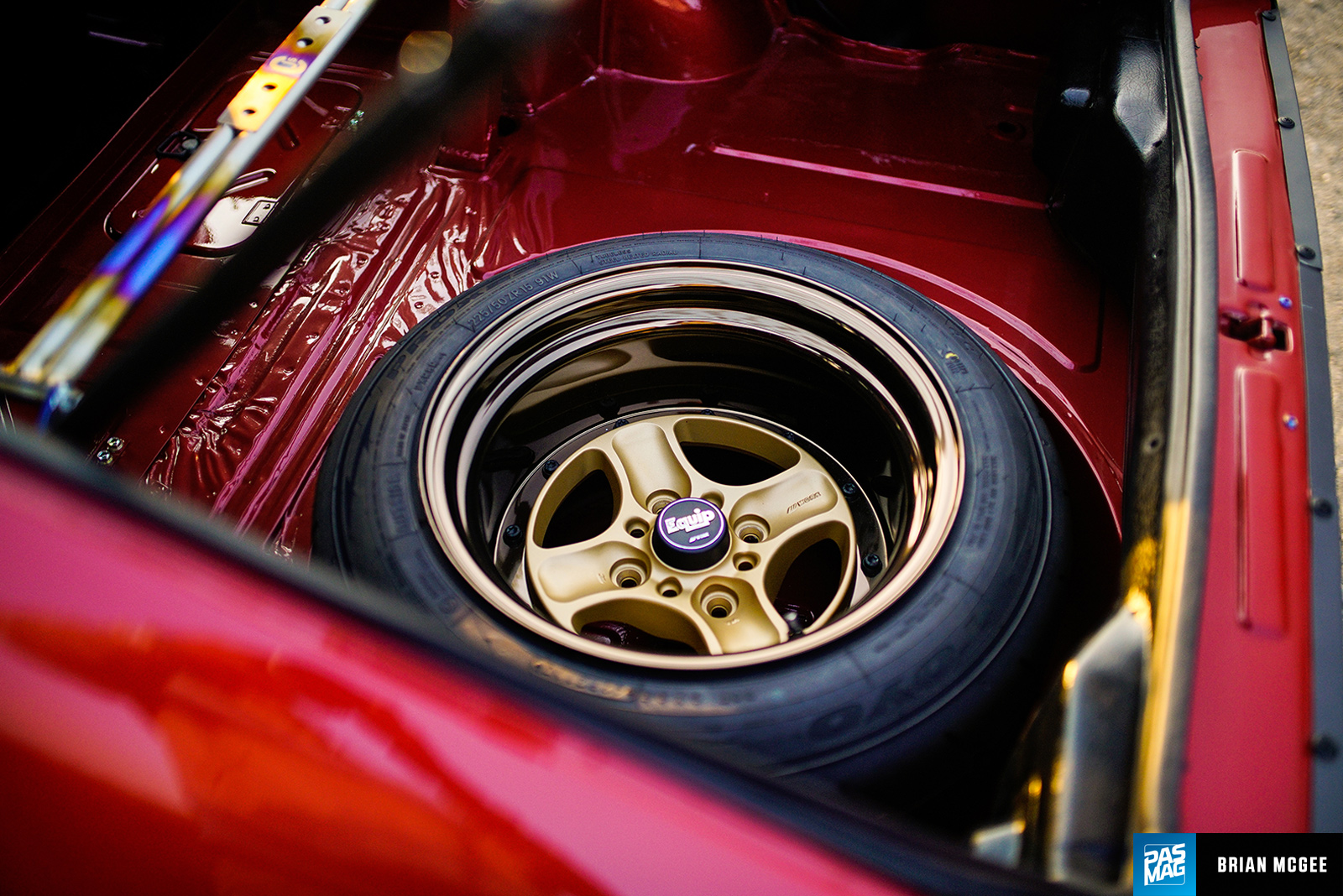 33 Dominic Le Chasing Js 1971 Datsun 240Z PASMAG
