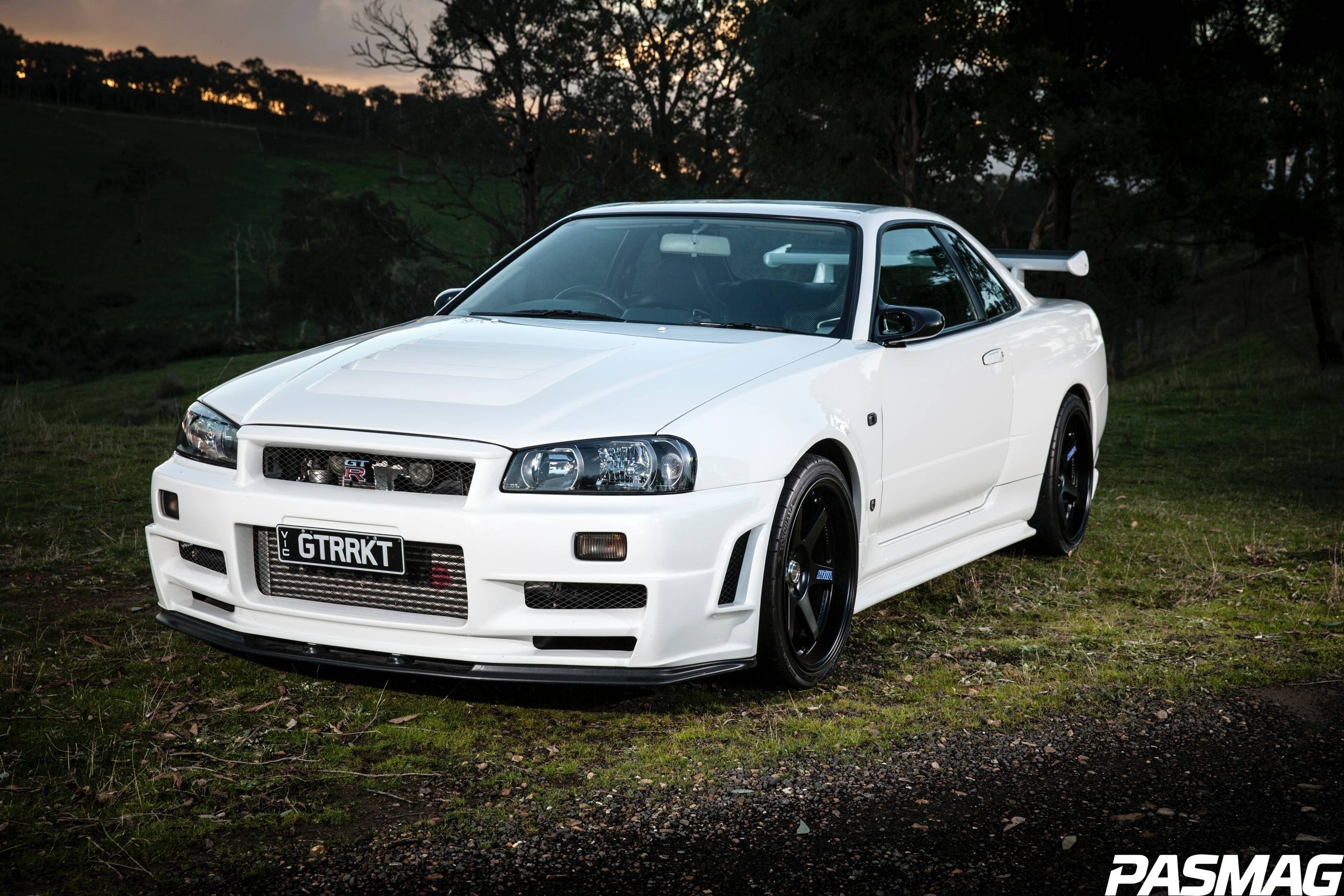 Dream Weaver Chris Neumann S 02 Nissan Skyline R34 Gt R V Spec Ii Nur Pasmag Is The Tuner S Source For Modified Car Culture Since 1999