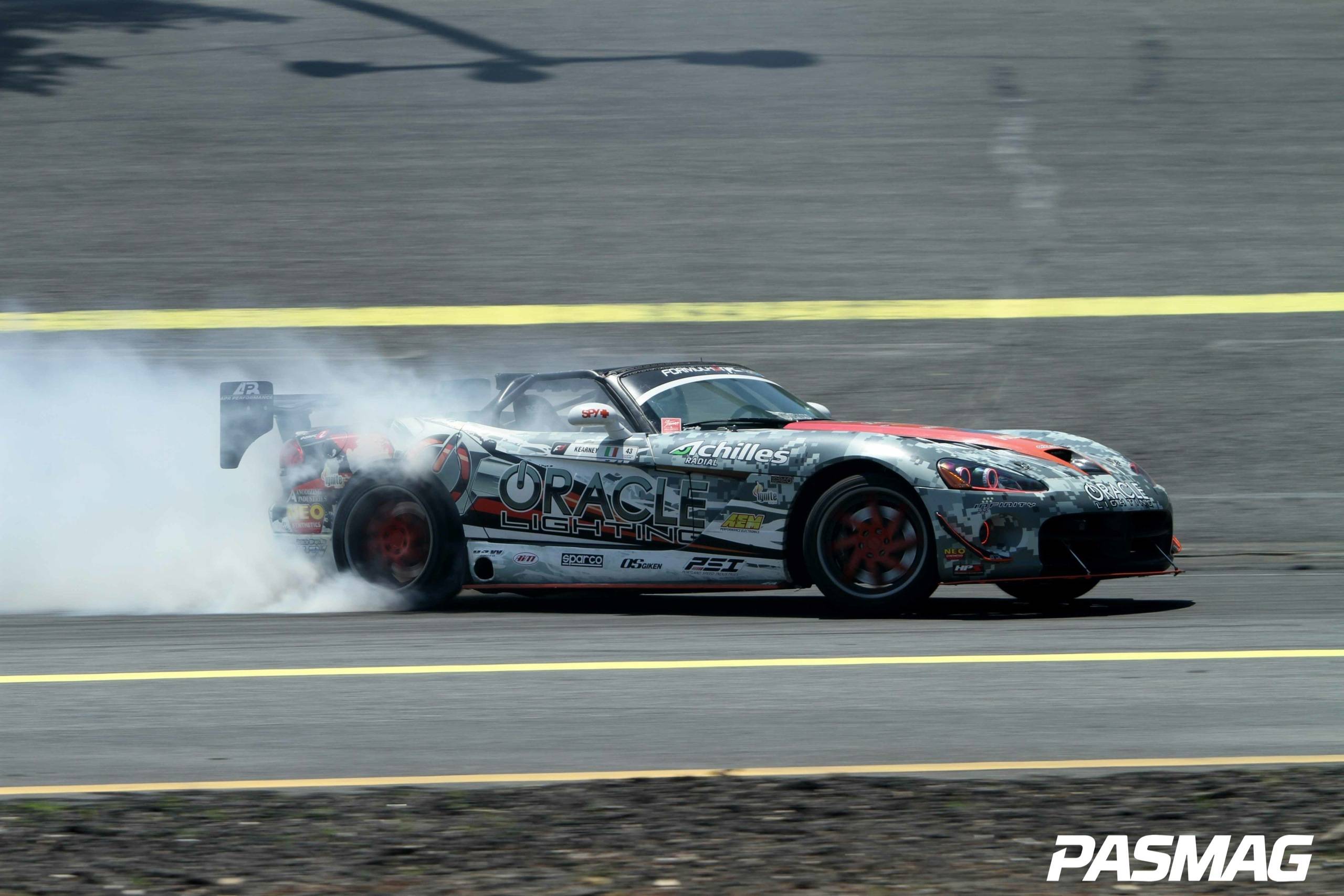 Break-Neck Style: Dean Kearney's Oracle Lighting Dodge Viper