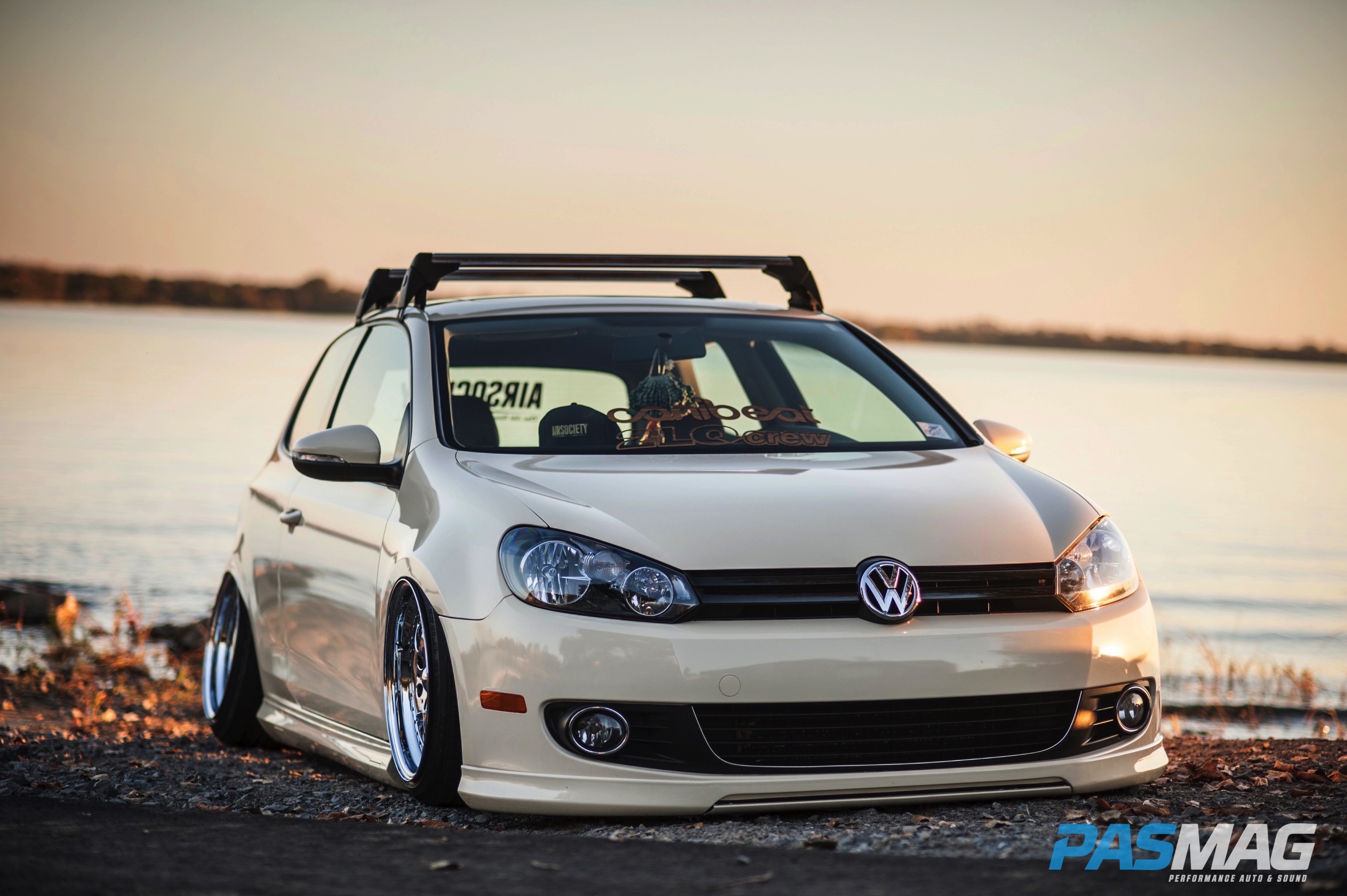 Crème de la Crème: Julien Dupont's Volkswagen Golf Sportline