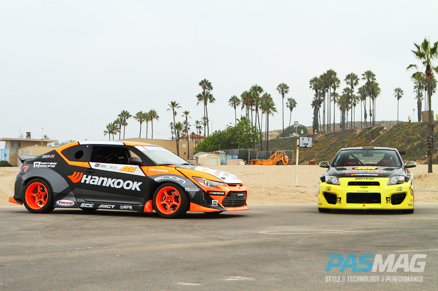 Papa (Dakis) Knows Best: Papadakis Racing Aims for the Record Breaker