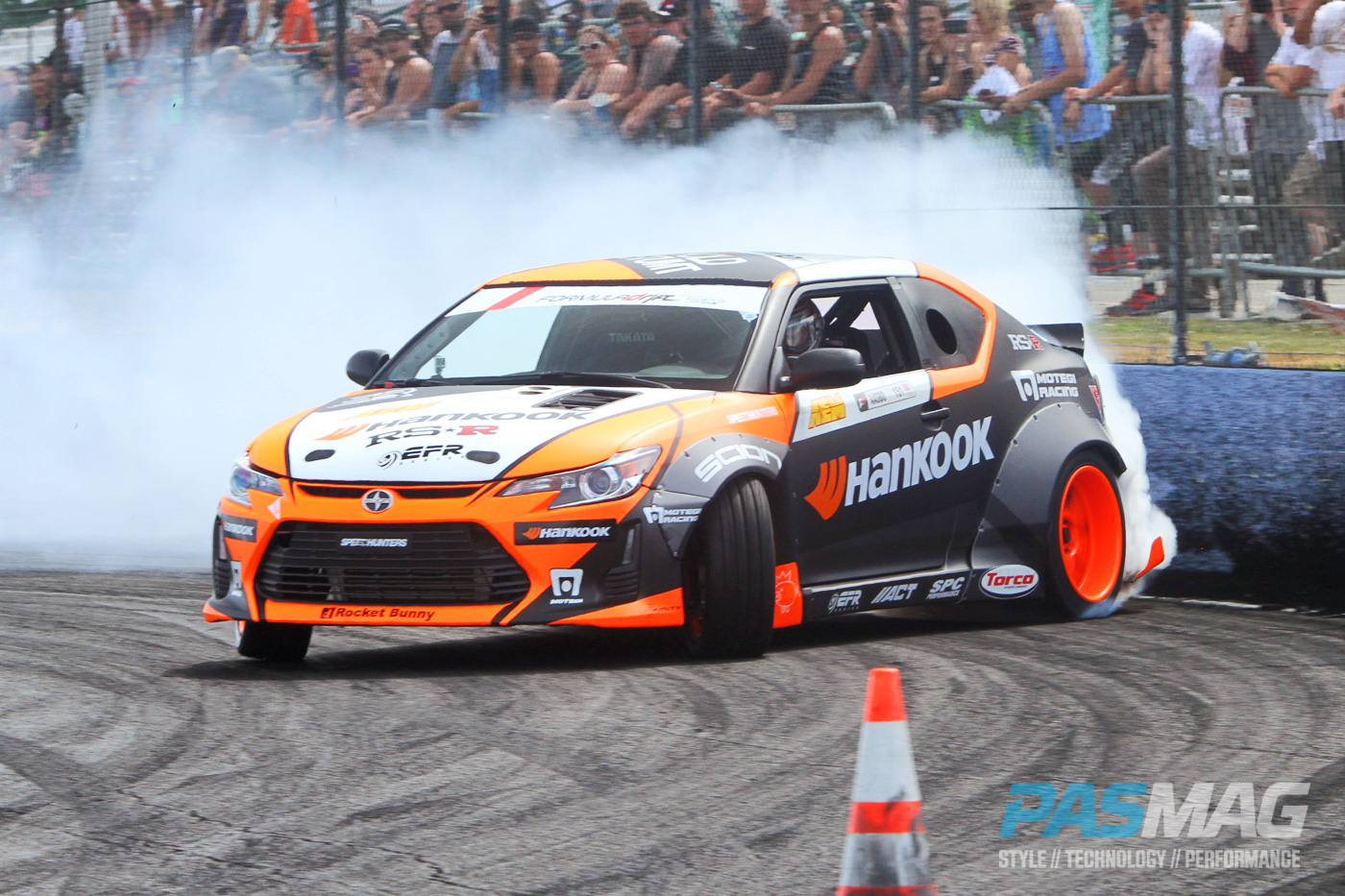 Papa (Dakis) Knows Best: Papadakis Racing Aims for the Record Breaker
