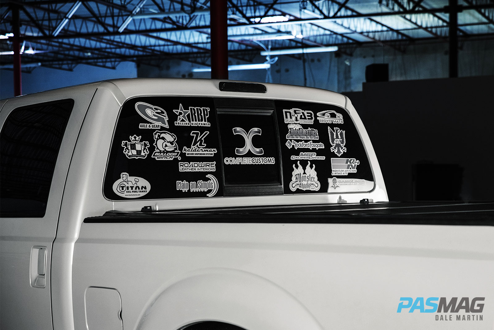 Complete Customs F-250 Cover Truck D24-1