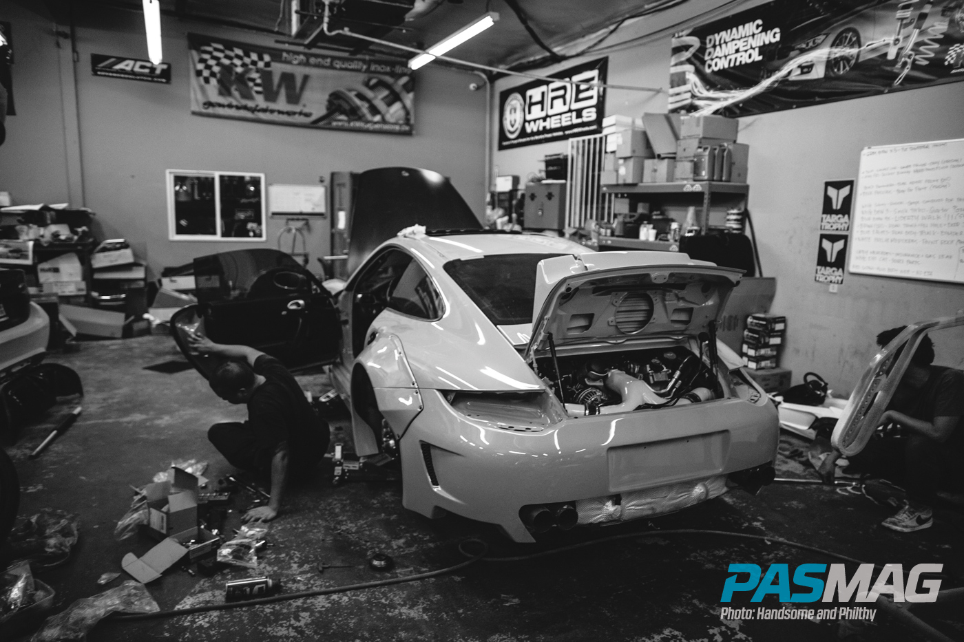 PASMAG Wide Body Movement: Akira Nakai LTMW BW