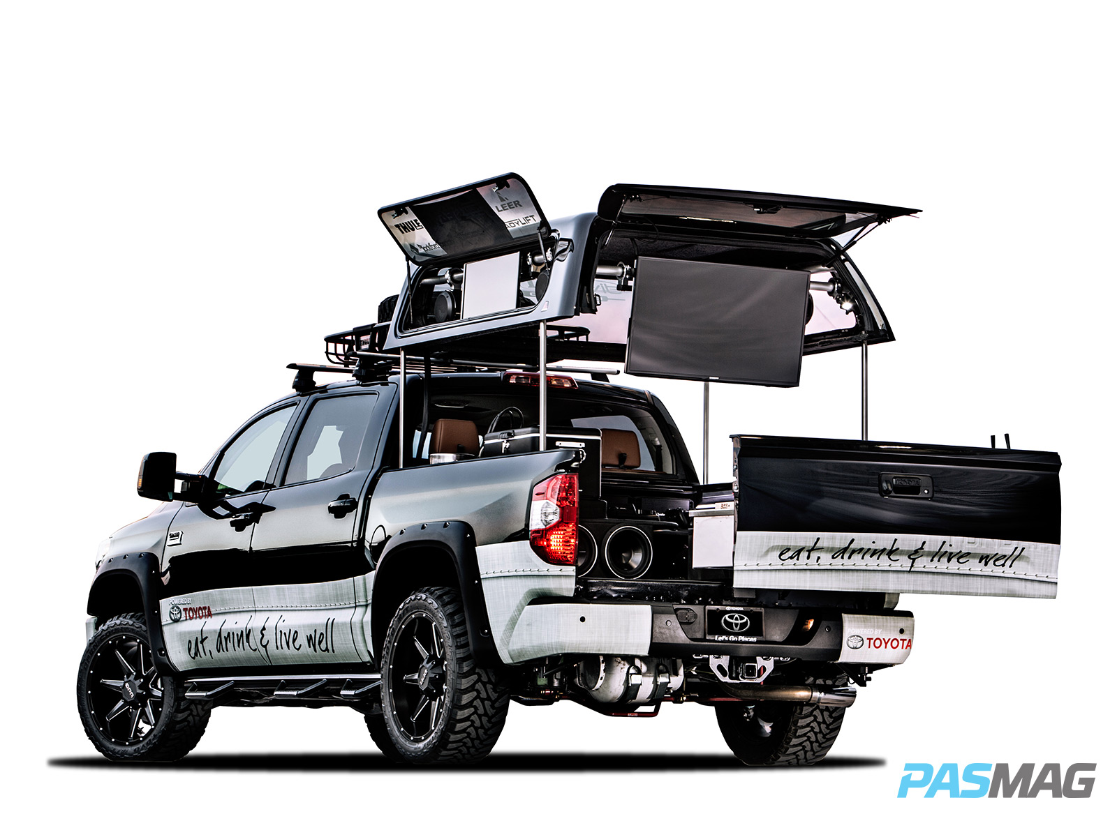 2014 SEMA Tim Love Tundra 002