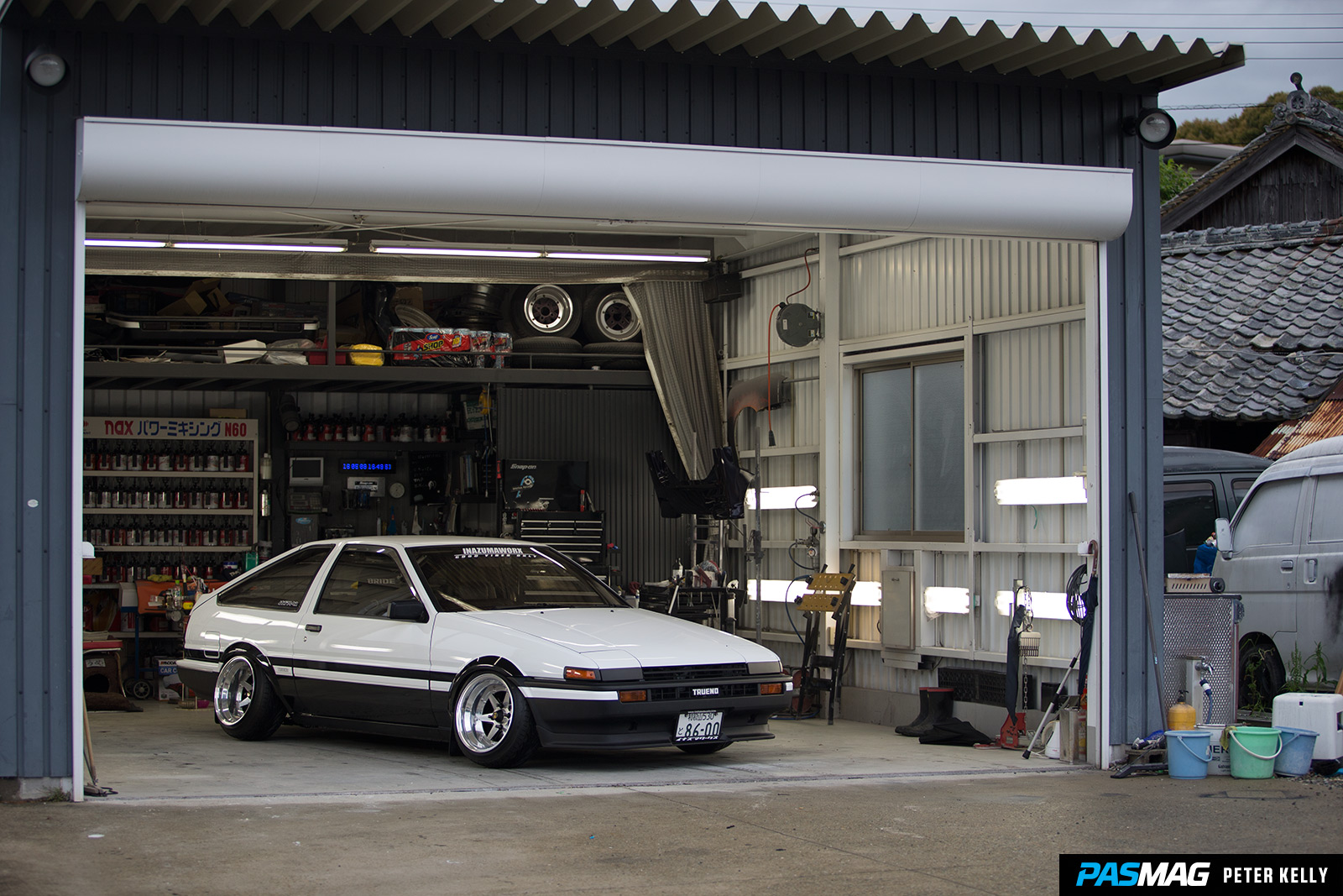 PASMAG Tuning Essentials Japan Book Panda AE86 32