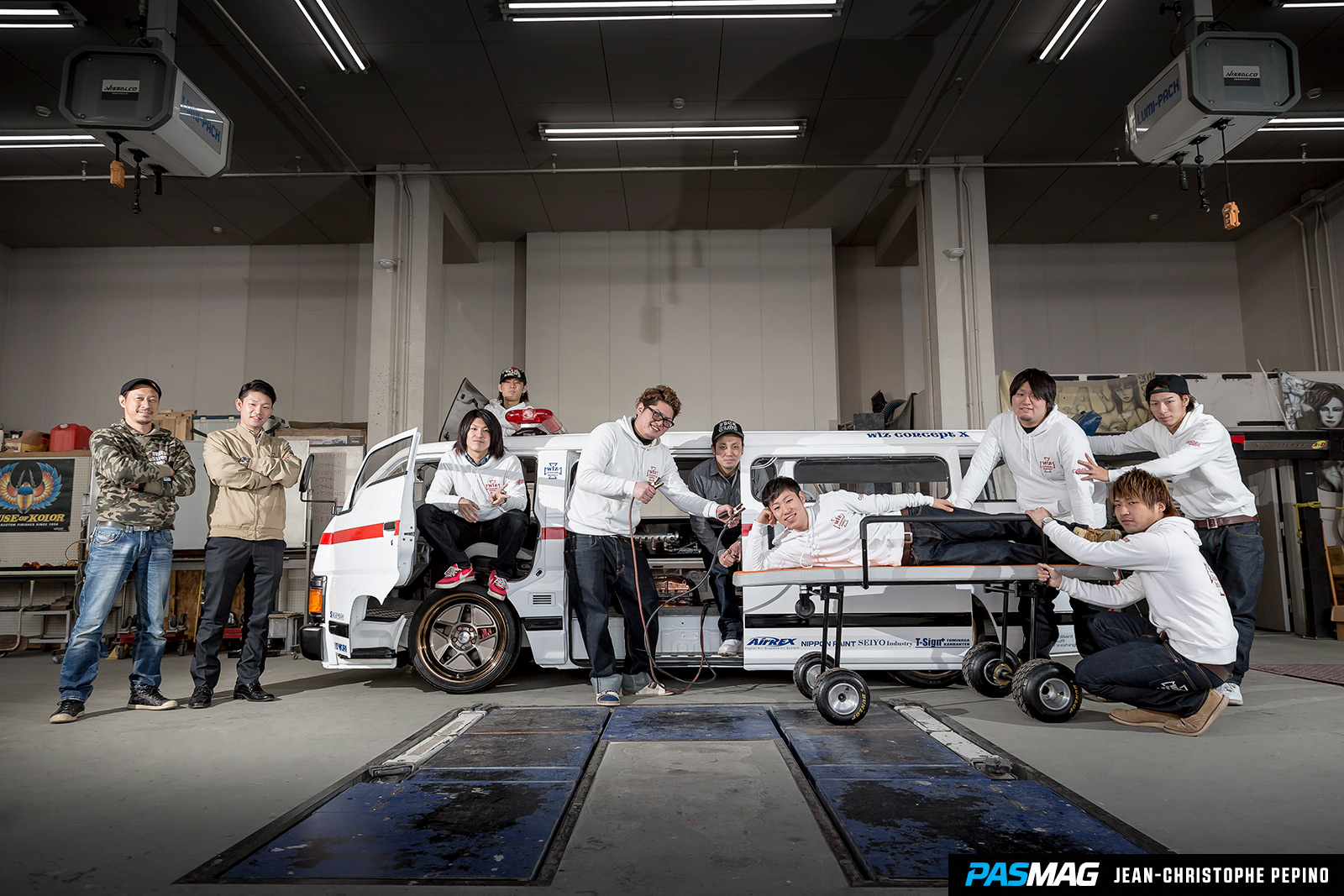 PASMAG Tuning Essentials Japan Book WIZ Customs Caravan 20