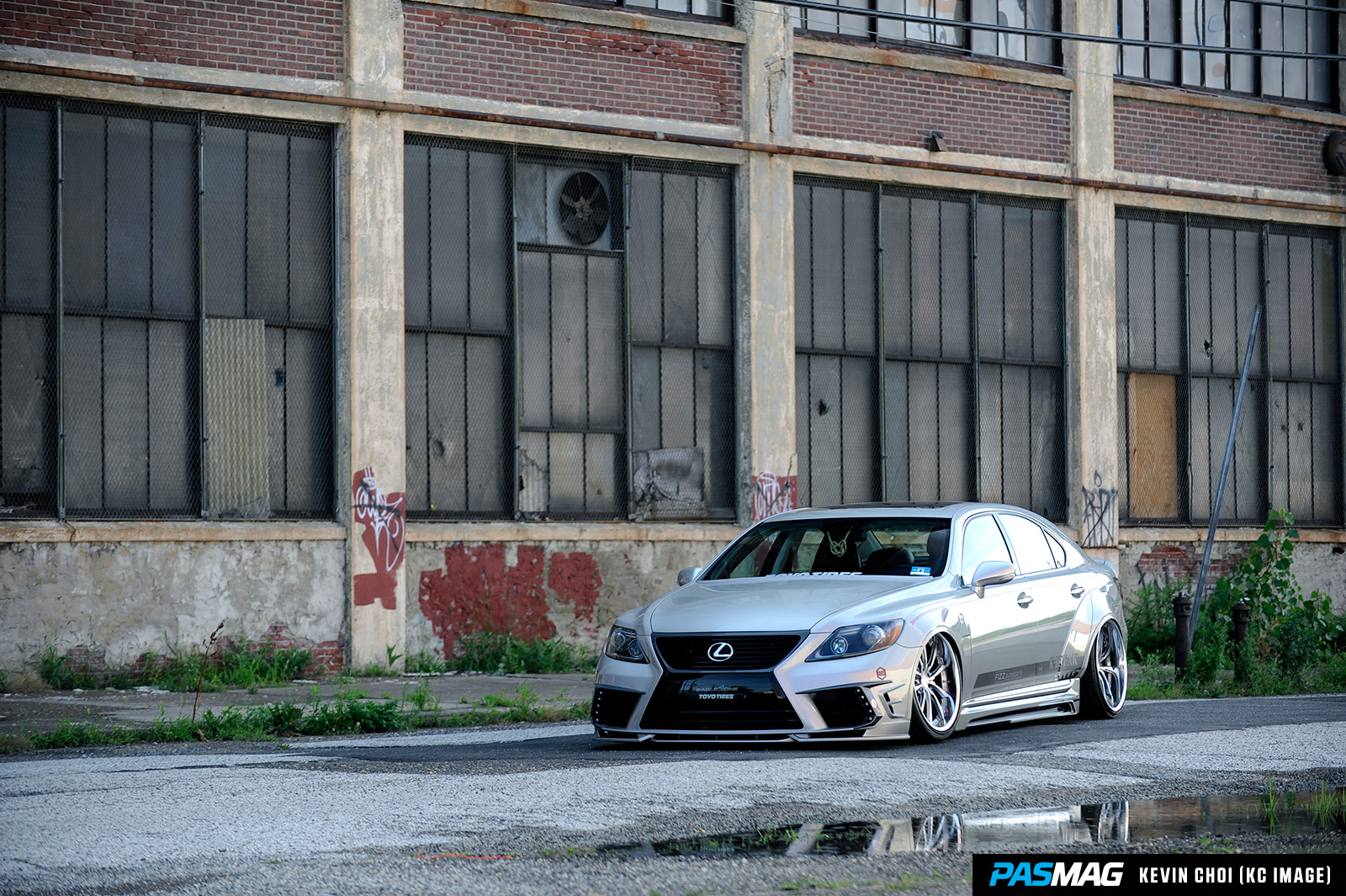 Mark Yuen 2007 Lexus LS460 PASMAG 1