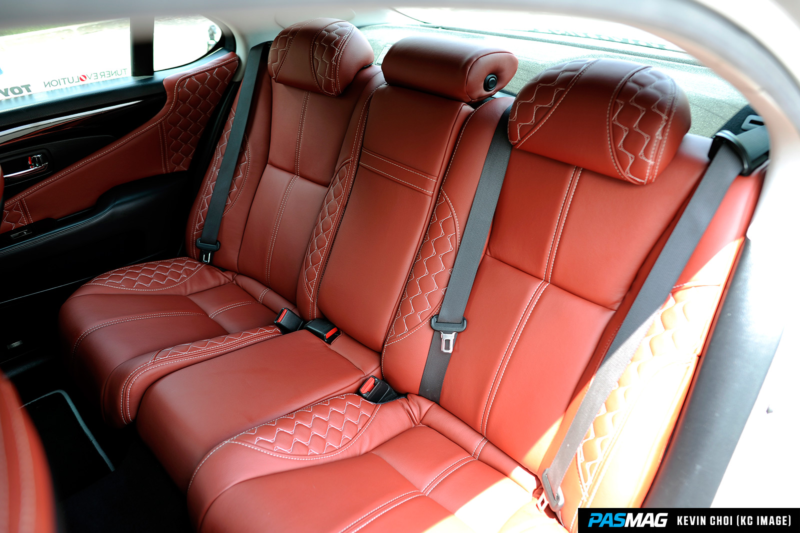 Mark Yuen 2007 Lexus LS460 PASMAG 19