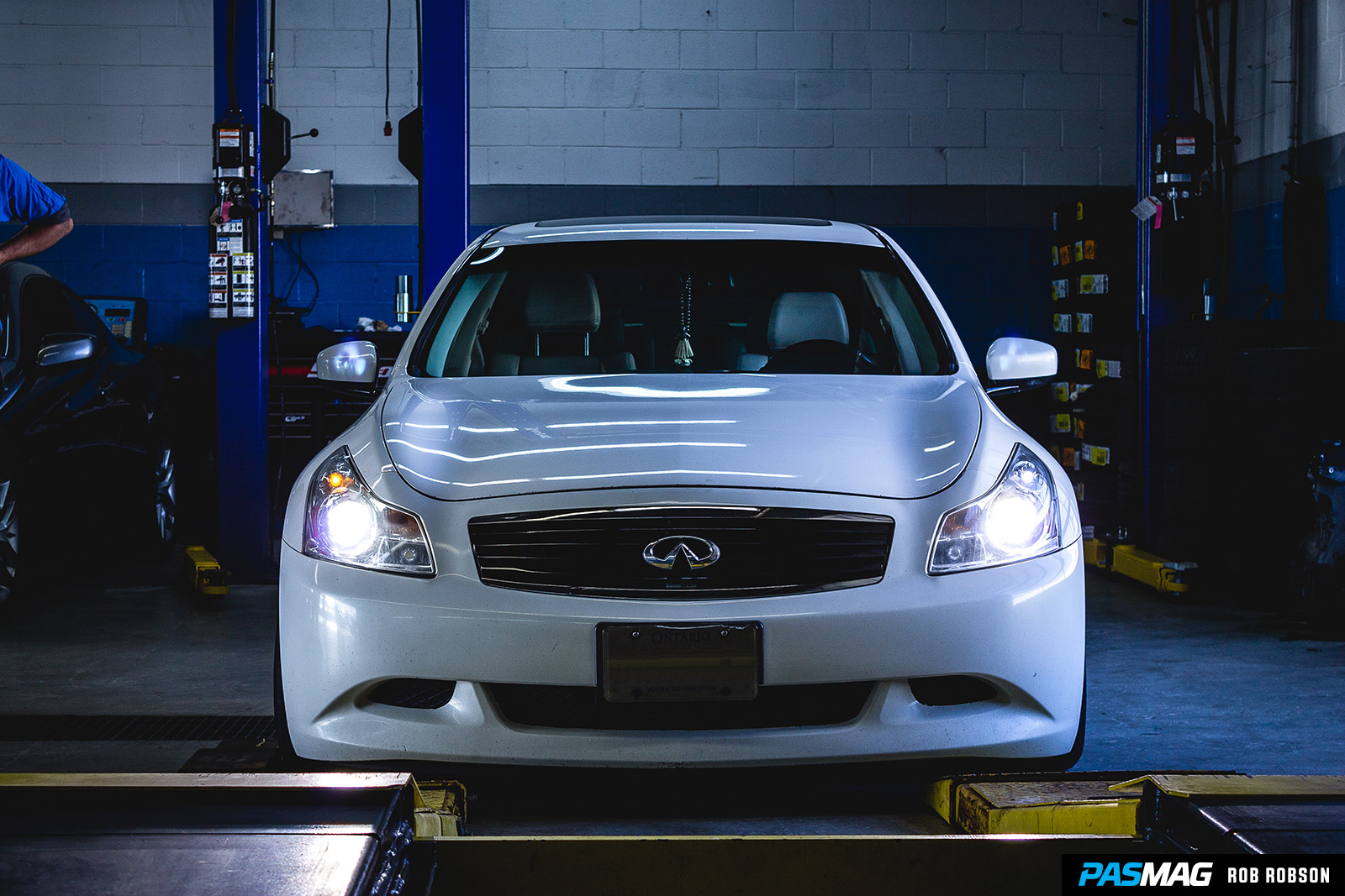 Fitted 101 Infiniti G37xS PASMAG Rob Robson 42