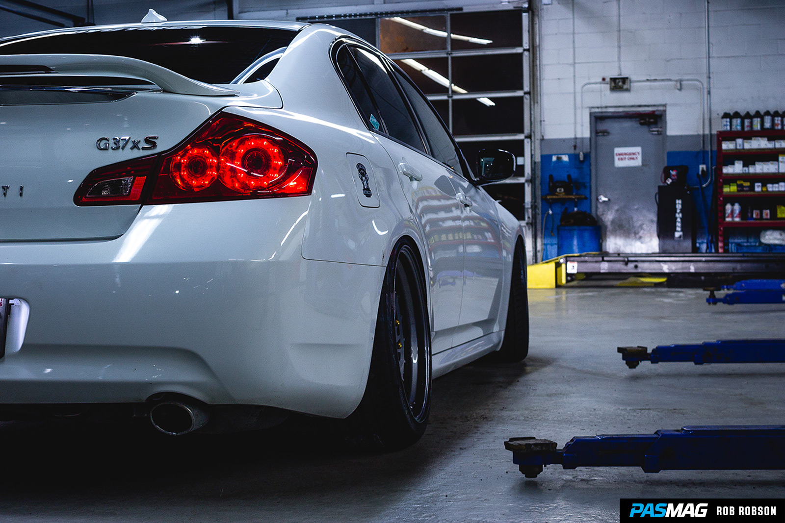 Fitted 101 Infiniti G37xS PASMAG Rob Robson 49