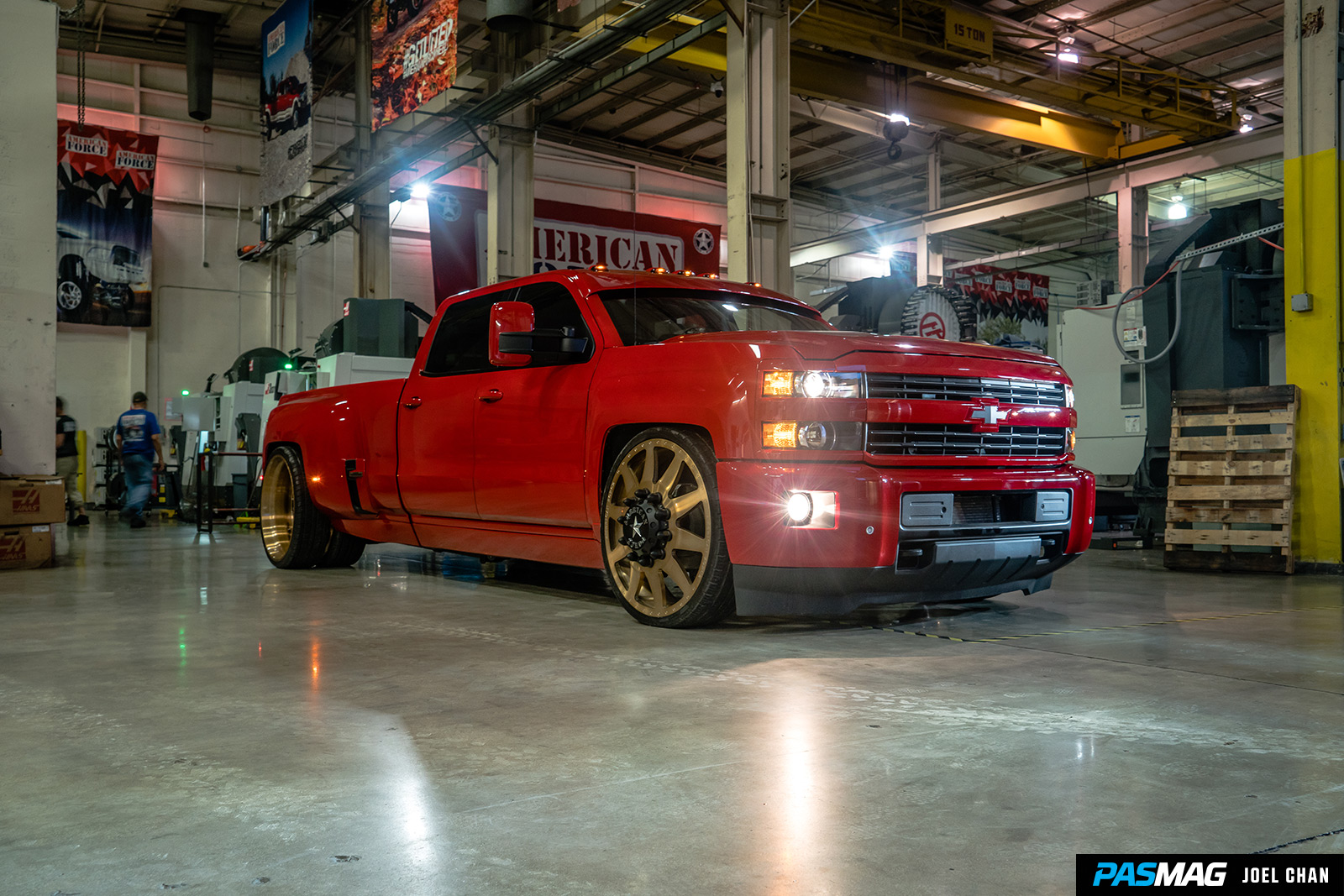 American Force Wheels 2016 Chevrolet Silverado 3500HD LTZ 44