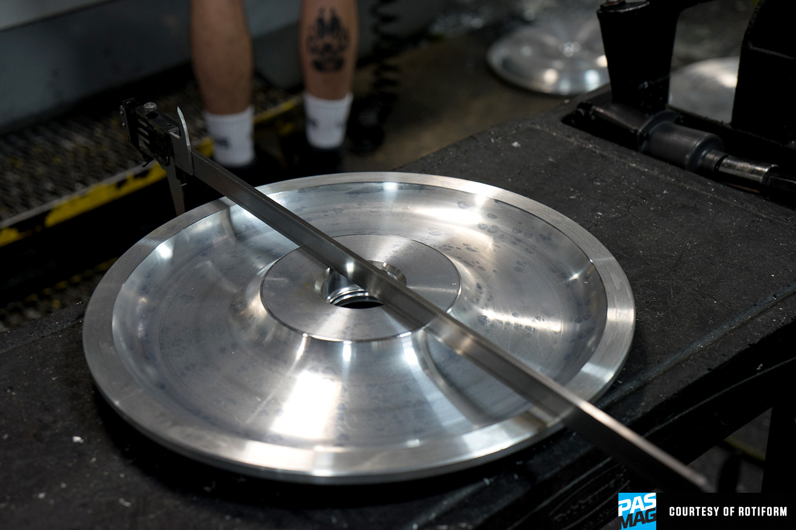 Rotiform Inventing The Wheel PASMAG Style 2017 01