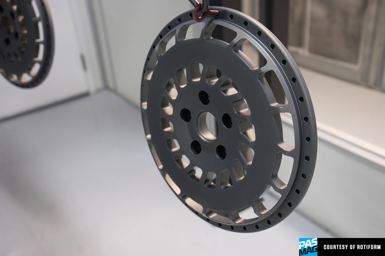 Rotiform Inventing The Wheel PASMAG Style 2017 11