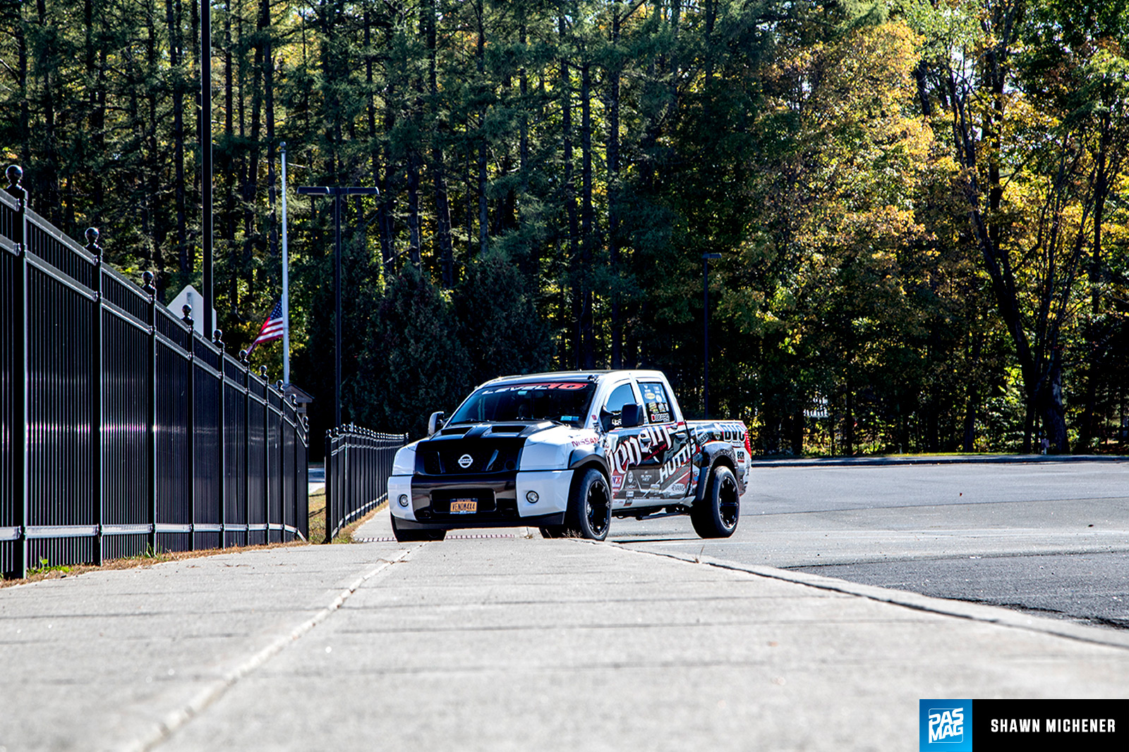23 Walter Cheney 2010 Nissan Titan TBGLIVE Trucks PASMAG