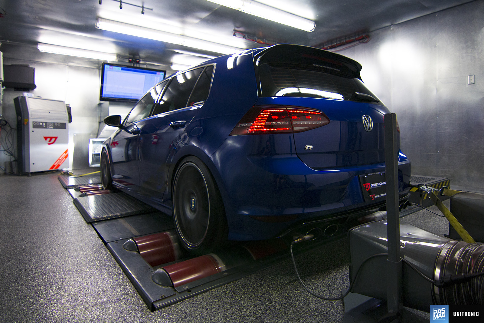 02 Unitronic 2016 VW Golf R Waterfest PASMAG