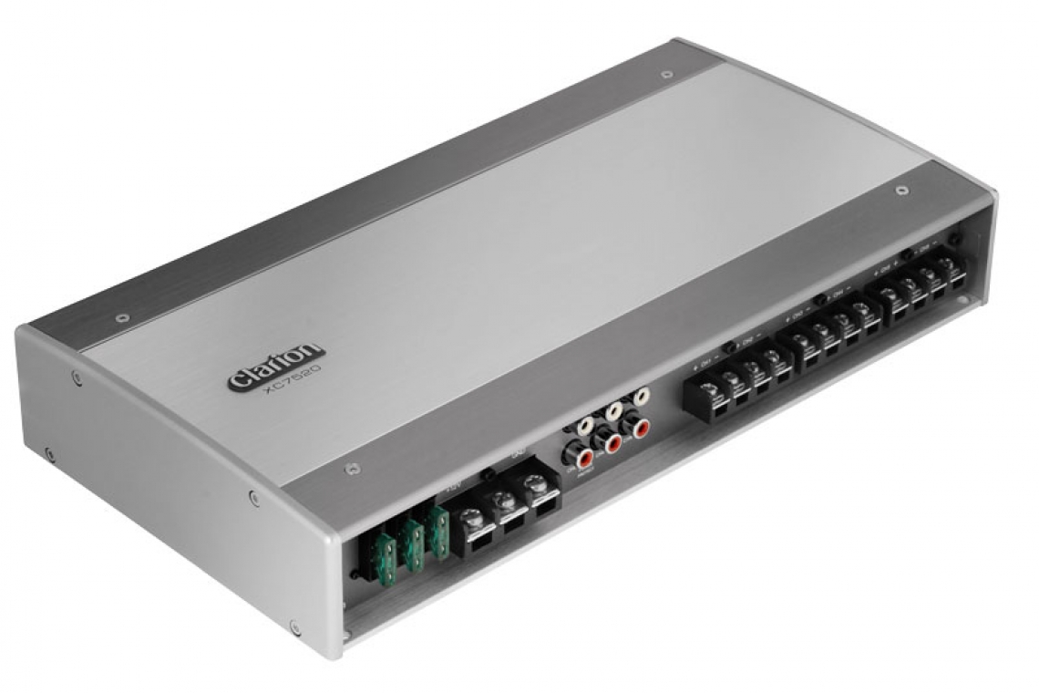 Clarion XC7520 Amplifier