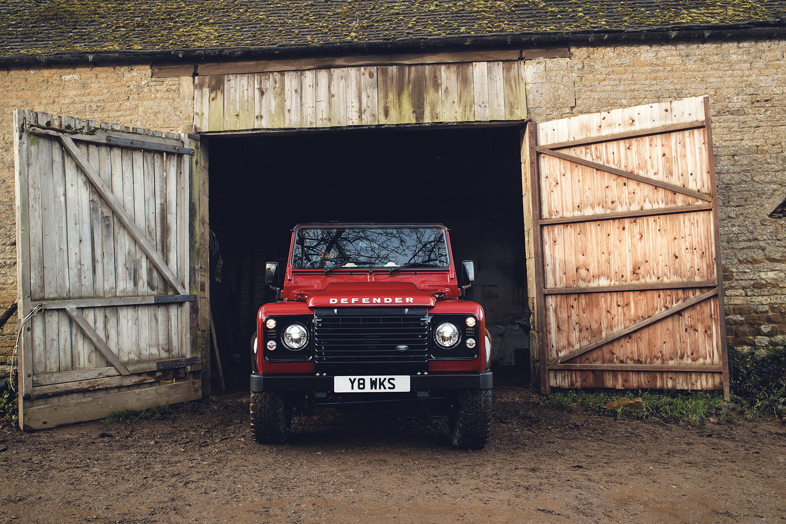 02 Land Rover Defender 70th Anniversary