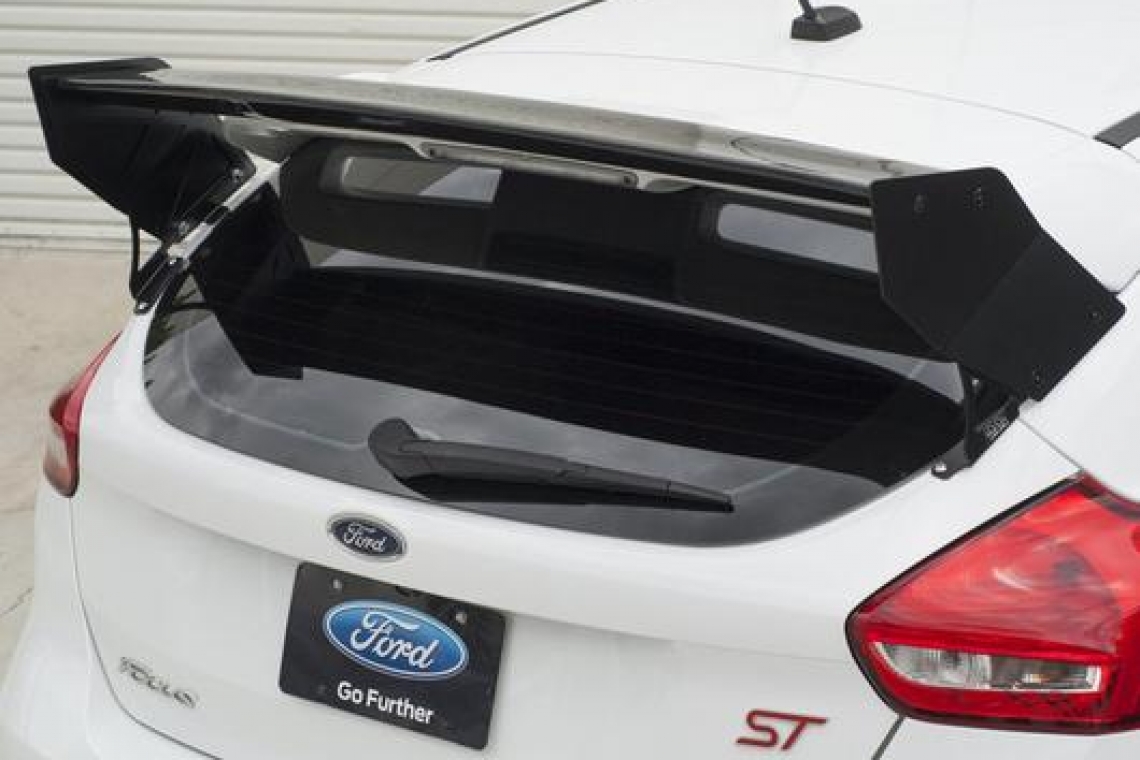 Rally Innovations Rear Hatch Wing for 2015+ Ford Focus ST