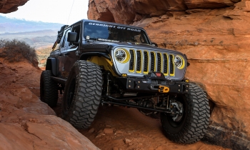 SCOSCHE® Industries Congratulates Their Partner, Nic Ashby of Rockstar Performance Garage On Being Named “SuperJeep Builder Of The Year"