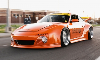 Low Class Militia: Diego Berrios' 2001 Porsche 911 Carrera C2