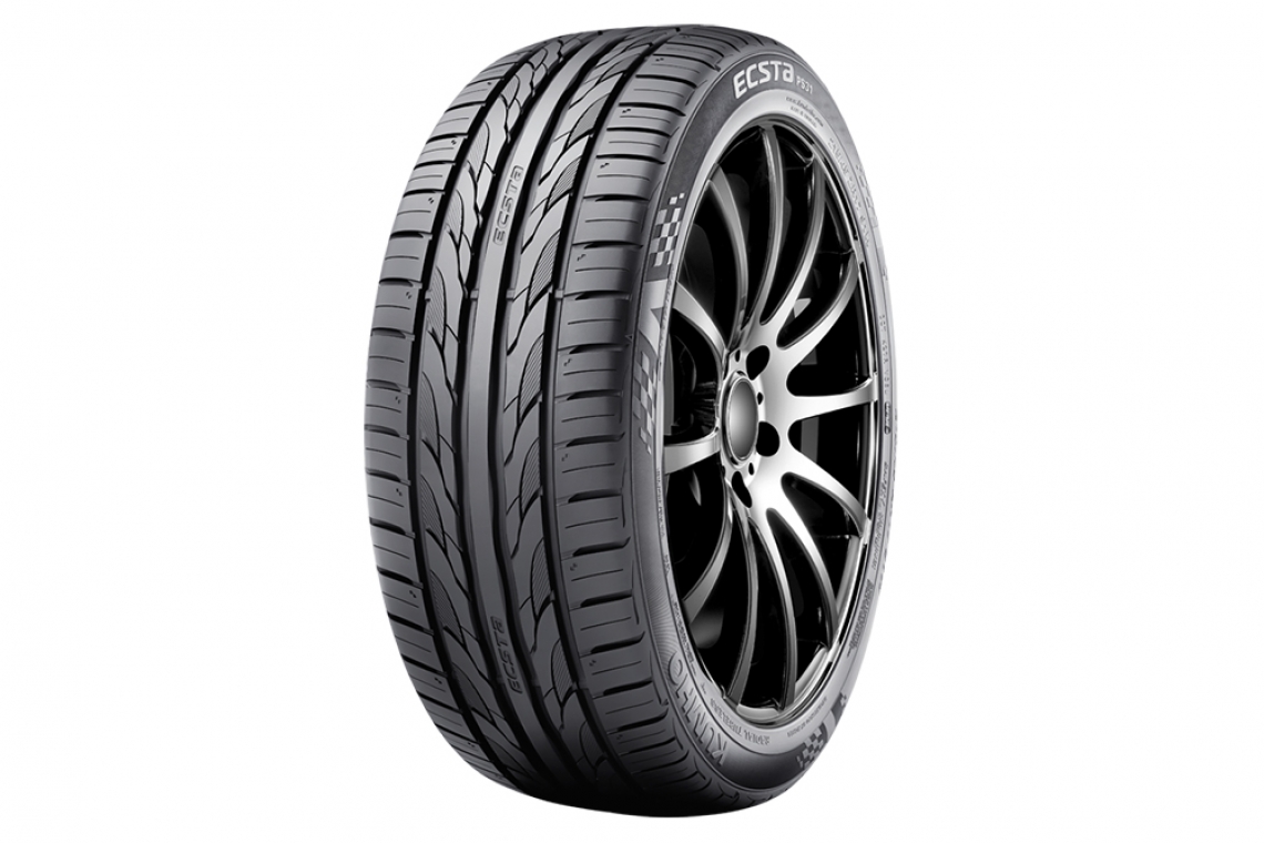 Kumho Ecsta PS31 Ultra High Performance Tire