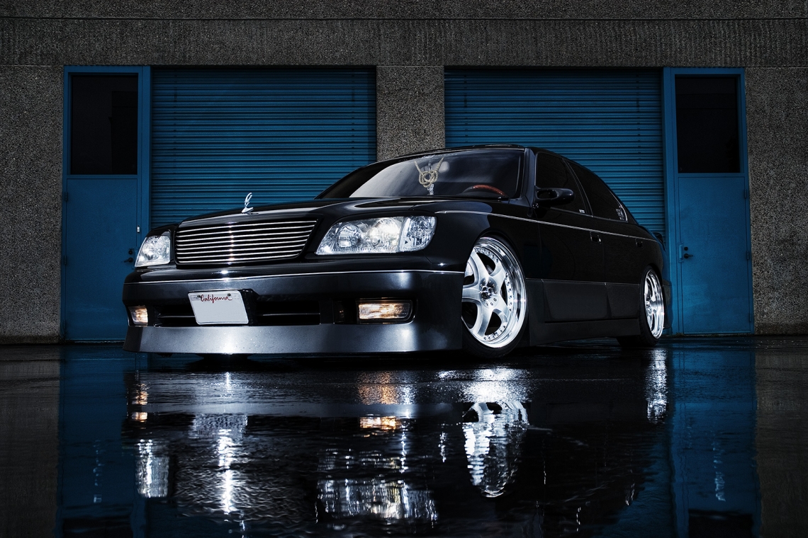 Night Rider: Kevin Dimdiman’s 1998 Lexus LS400