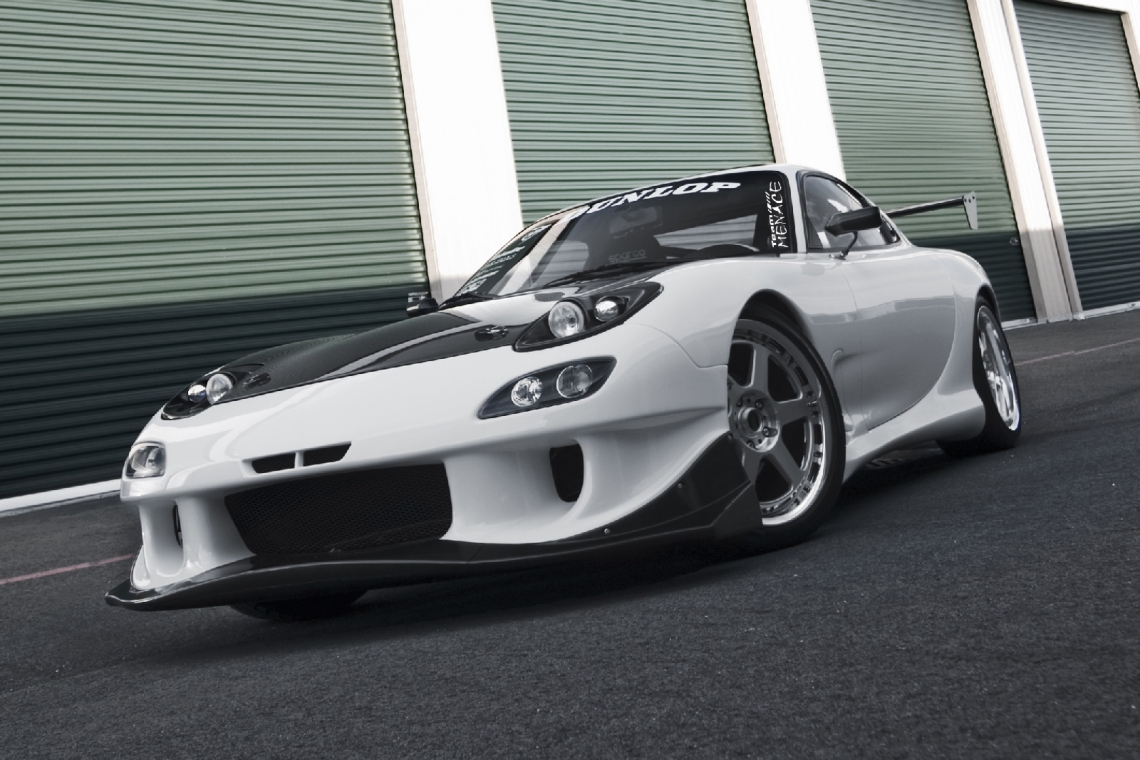 White Lite: Victor Joe's 1994 Mazda RX-7