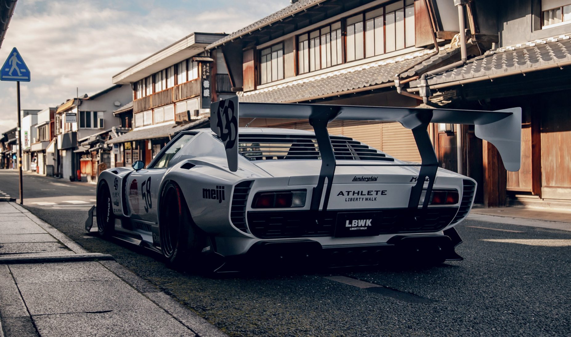 3 Liberty Walk TAS