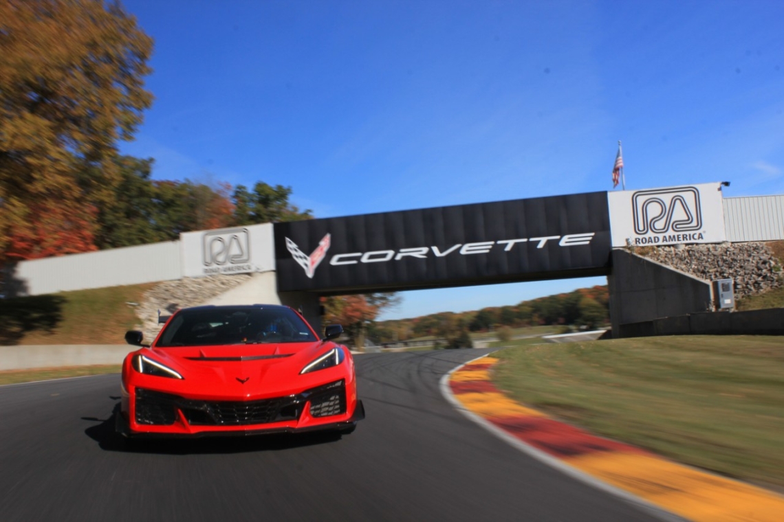 Chevy reveals updated 2026 Corvette interior