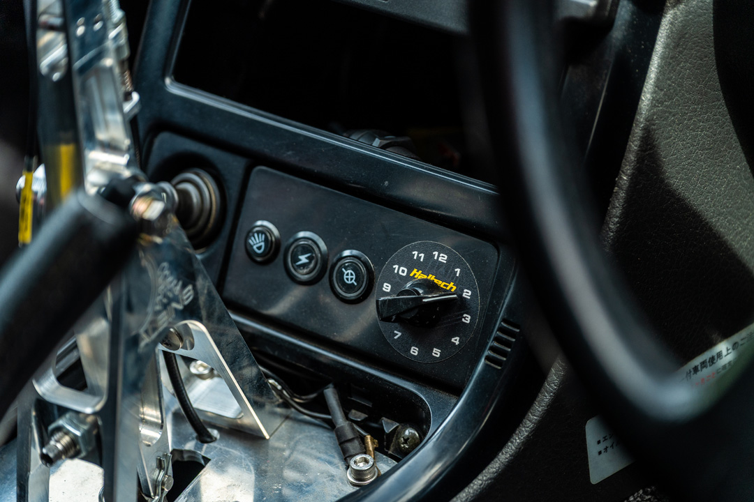 Cee Vann’s gray 1990 Nissan Skyline GT-R with high-horsepower RB30 setup, drag-focused details, and race-ready exterior and interior upgrades.