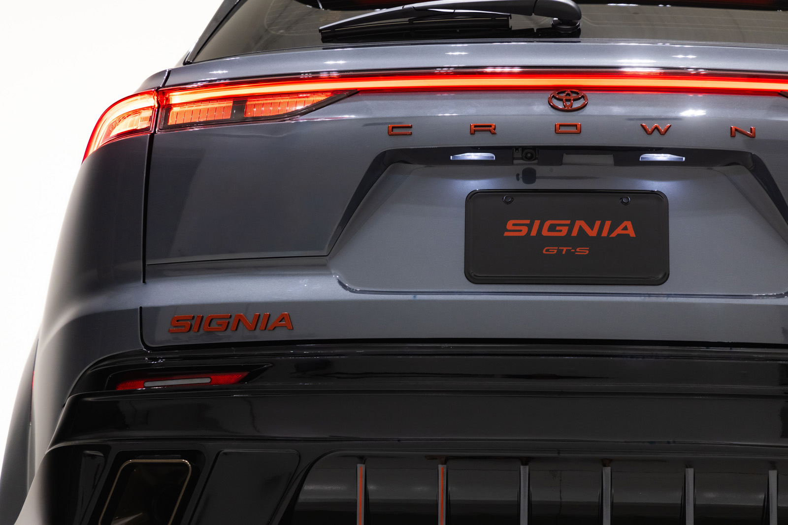 Toyota Crown Signia GT-S Concept at SEMA 2026, gallery image 14.