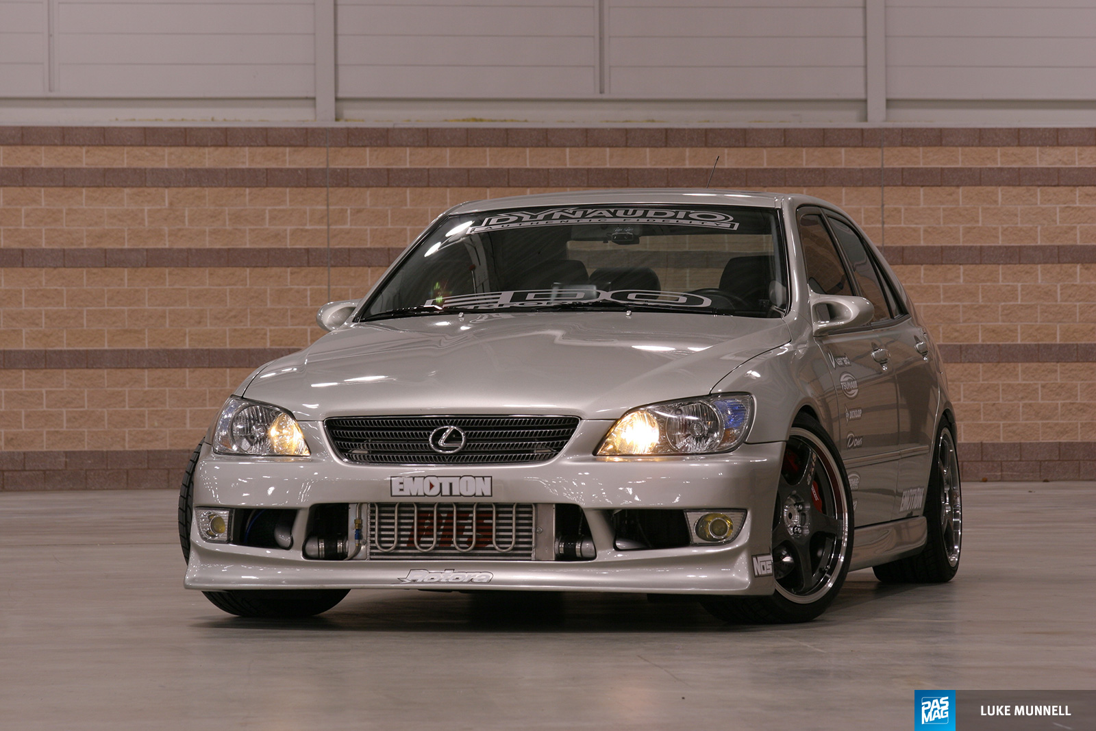 01 Tyler Defibaugh 2001 Lexus IS300 pasmag