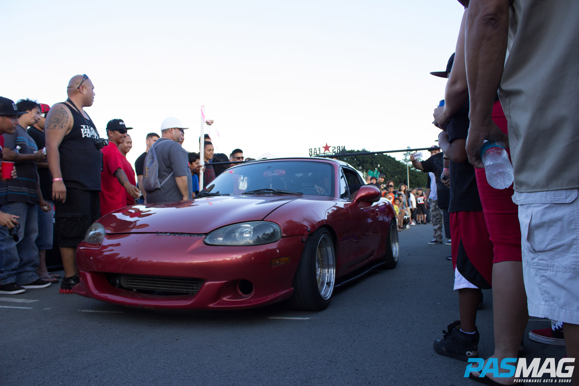 pasmag artsinmotion streetdreams honolulu hawaii graspingparadisephotography 122013-176