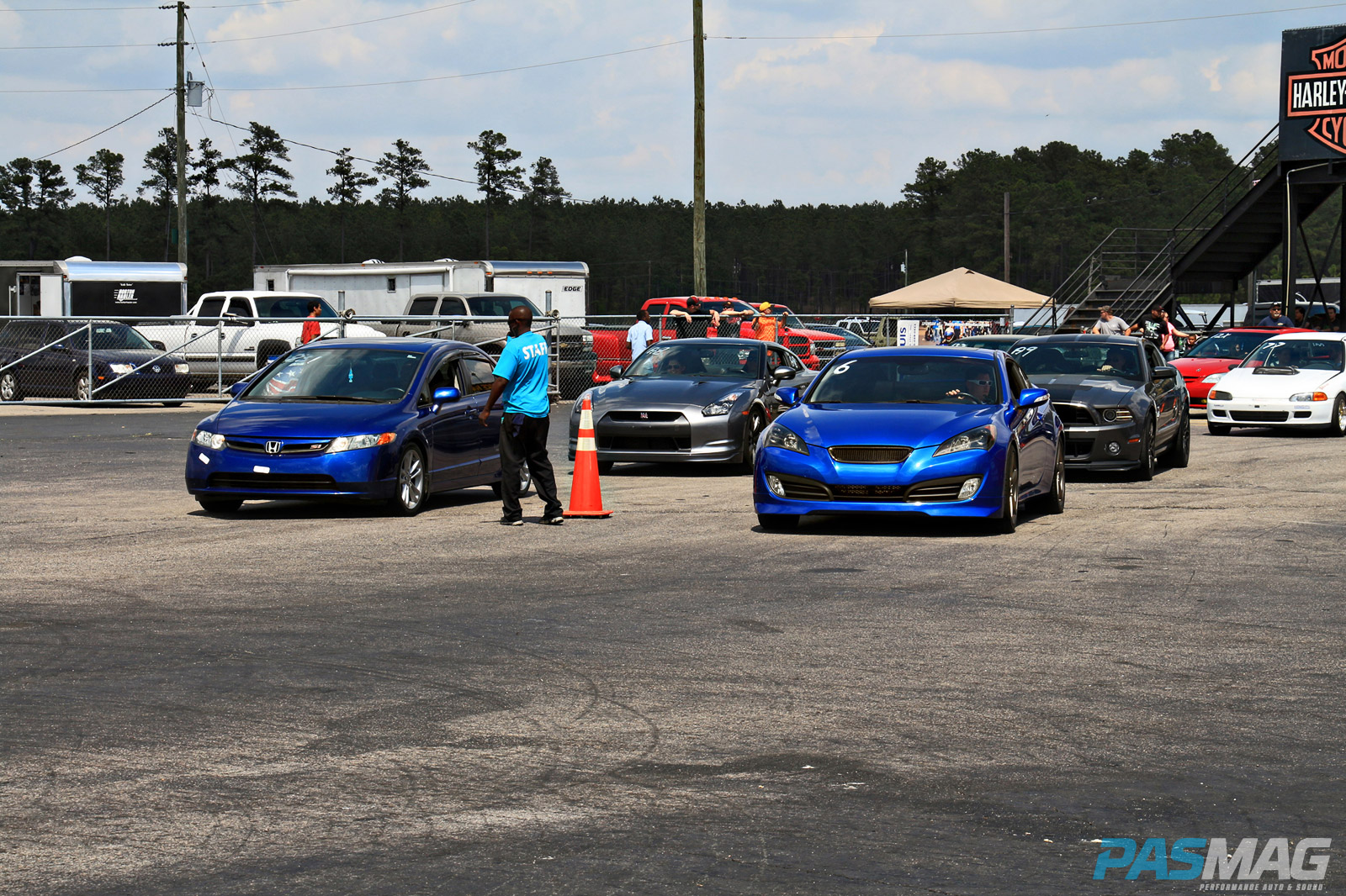 PASMAG-KMS-Drift-Rockingham-North-Carolina-Apr-13-2014-Denton-Byrd-Staging-Hyundai-Genesis-Honda-Civic