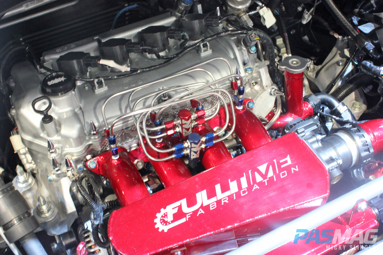 SEMA 2014 Las Vegas Honda Fit Challenge Kenny Vinces engine