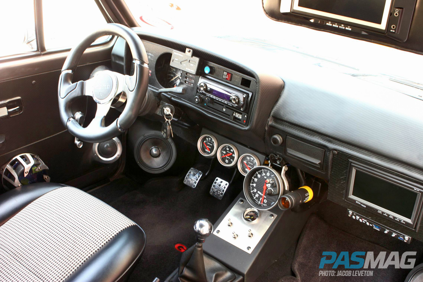 Breaking Point: Mark Bailey's 1978 Volkswagen Rabbit (Photos by Jacob Leveton)